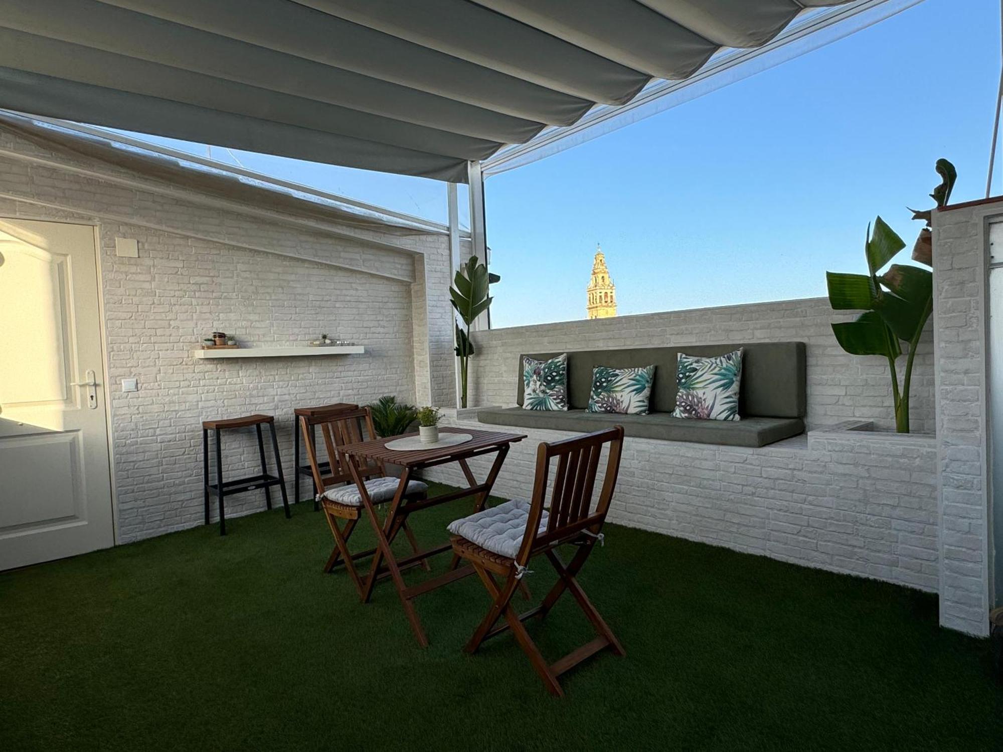 Atico De La Sultana Con Terraza Privada Apartment Cordoba Luaran gambar