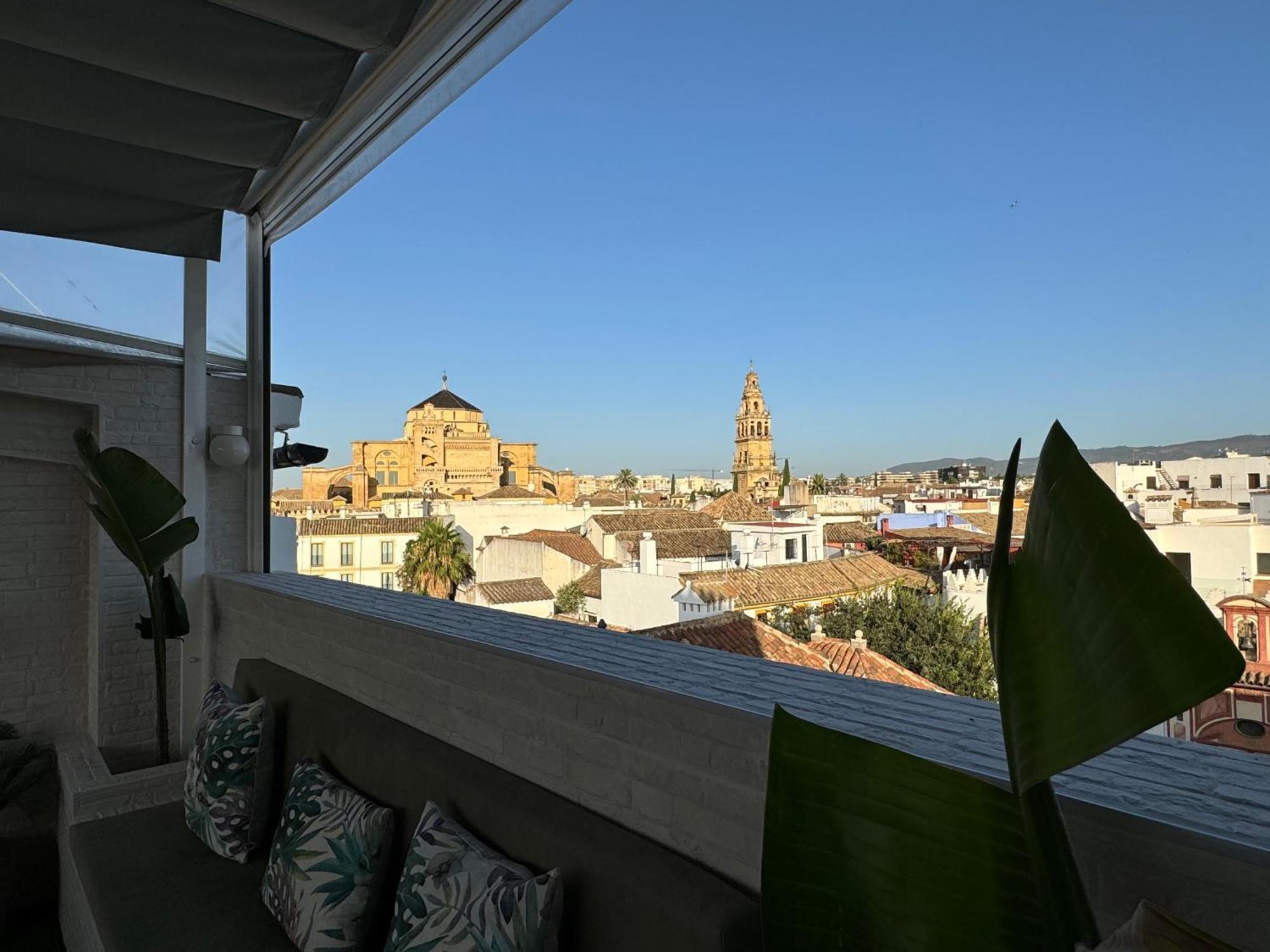 Atico De La Sultana Con Terraza Privada Apartment Cordoba Luaran gambar