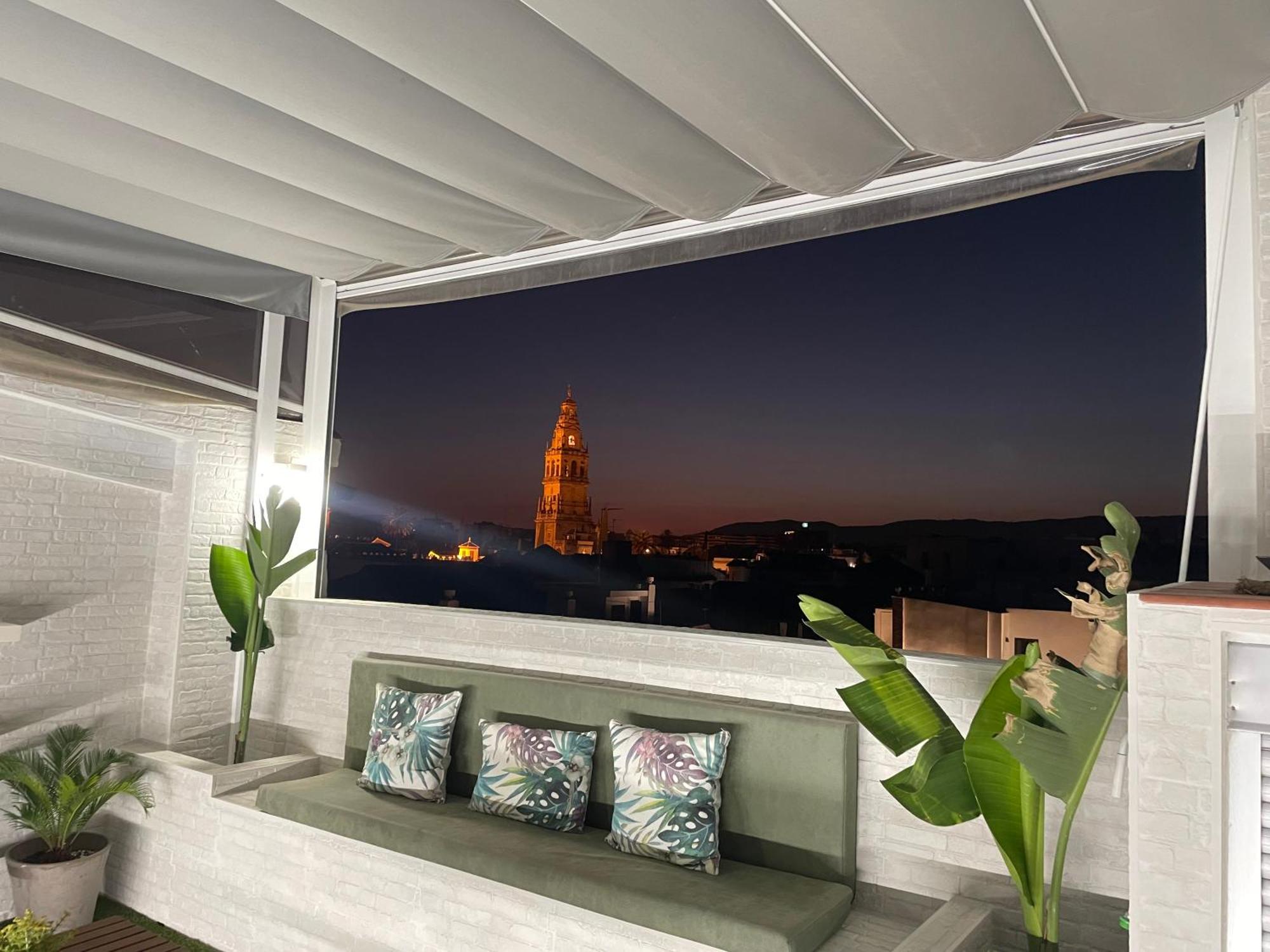 Atico De La Sultana Con Terraza Privada Apartment Cordoba Luaran gambar