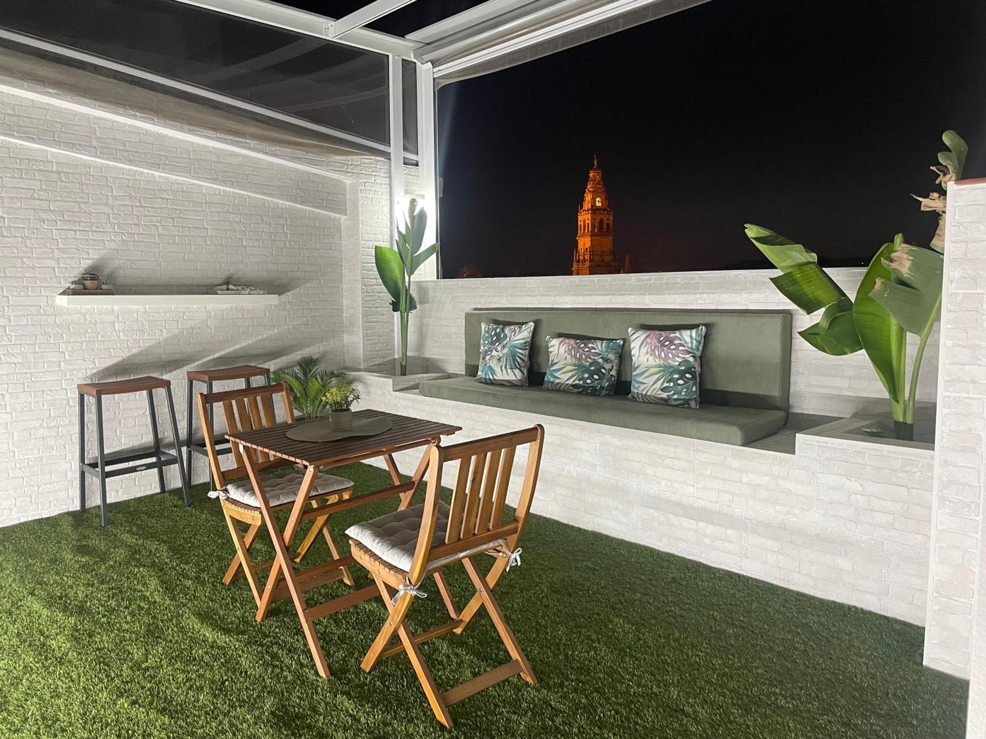 Atico De La Sultana Con Terraza Privada Apartment Cordoba Luaran gambar