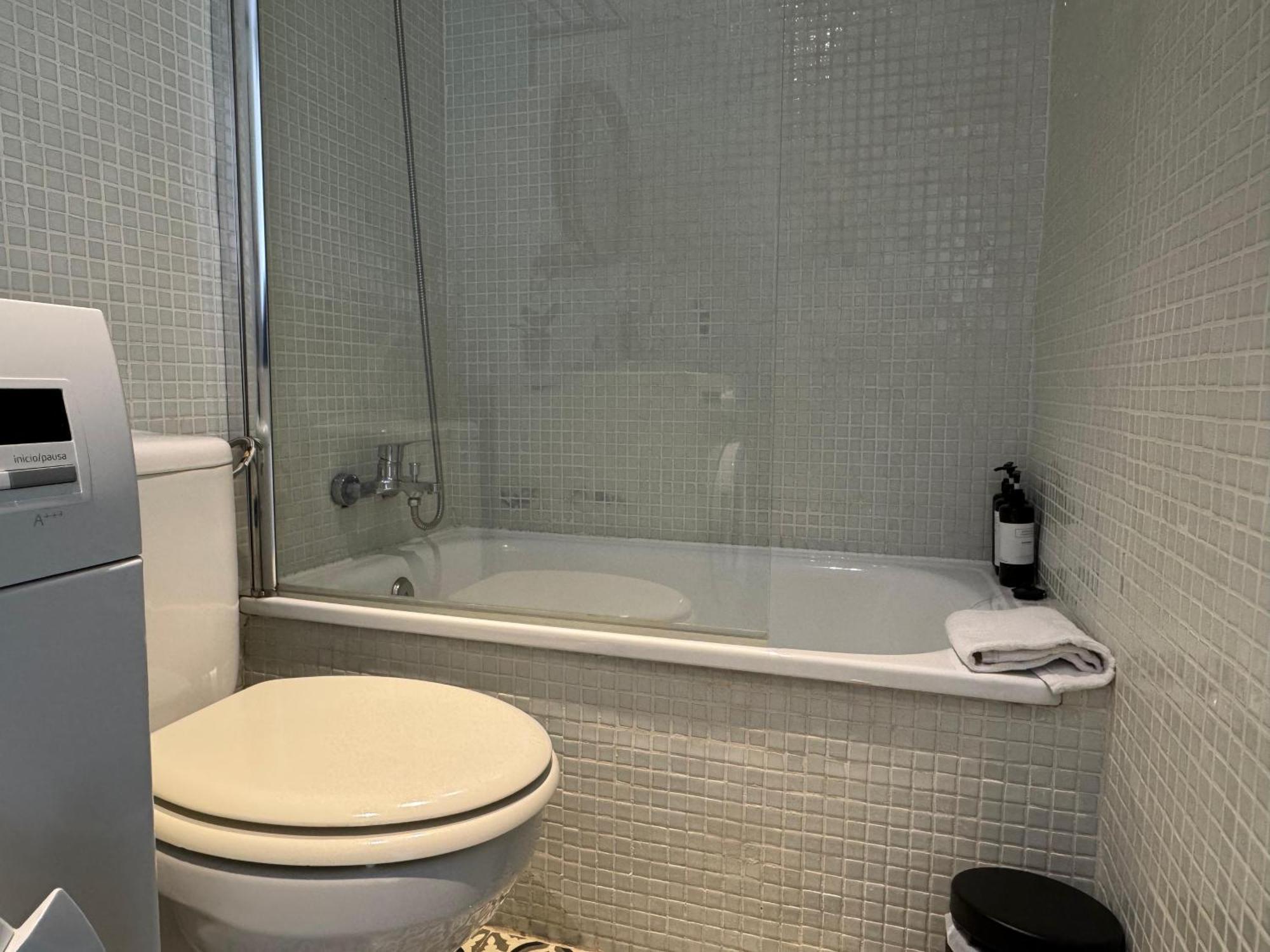 Atico De La Sultana Con Terraza Privada Apartment Cordoba Luaran gambar